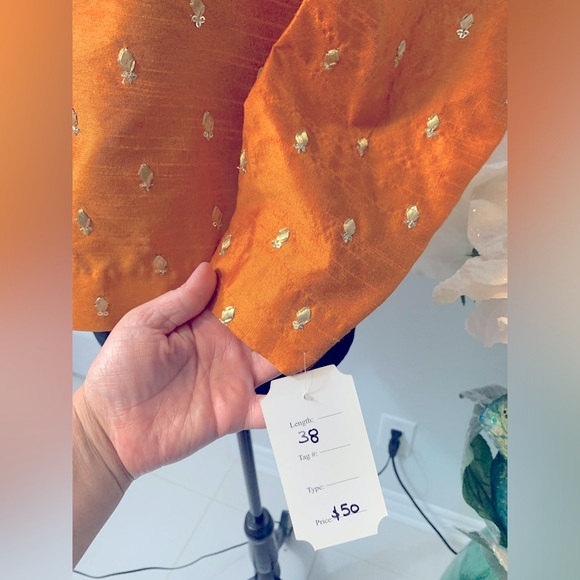 Stunning Orange Blouse! Perfect for fancy events! Tailored. Bust/chest size 38. - Picture 2 of 4